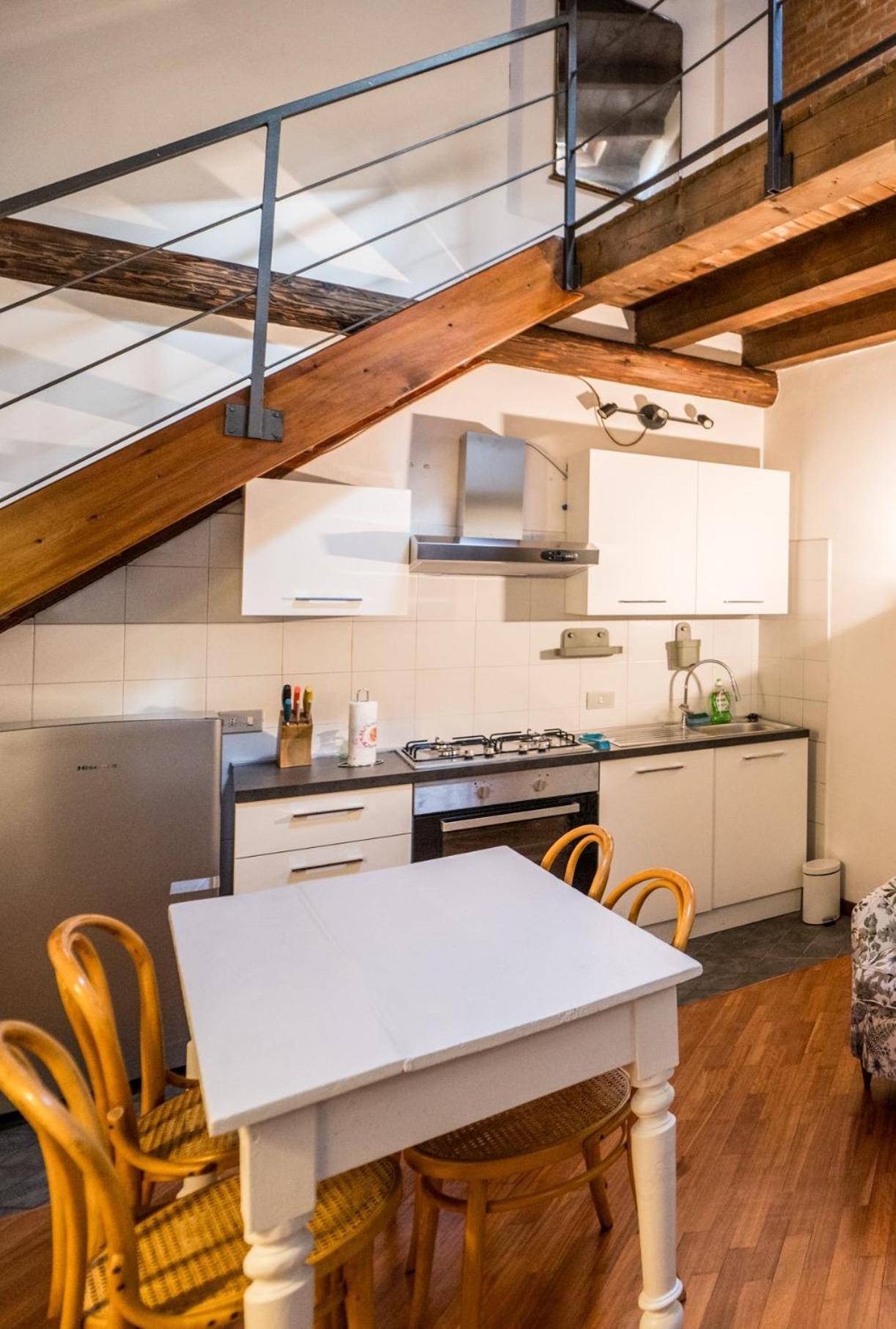 Wonderful Two Floors Apartment Milano Exterior foto